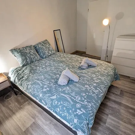 Le Garnier - 7 Avec Balcon & Parking Inclus Lägenhet