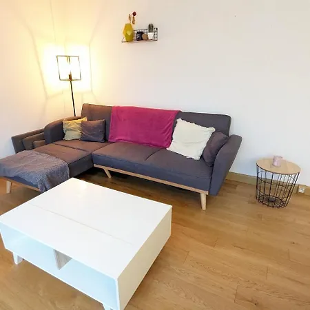 Daire Le Garnier - 7 Avec Balcon & Parking Inclus